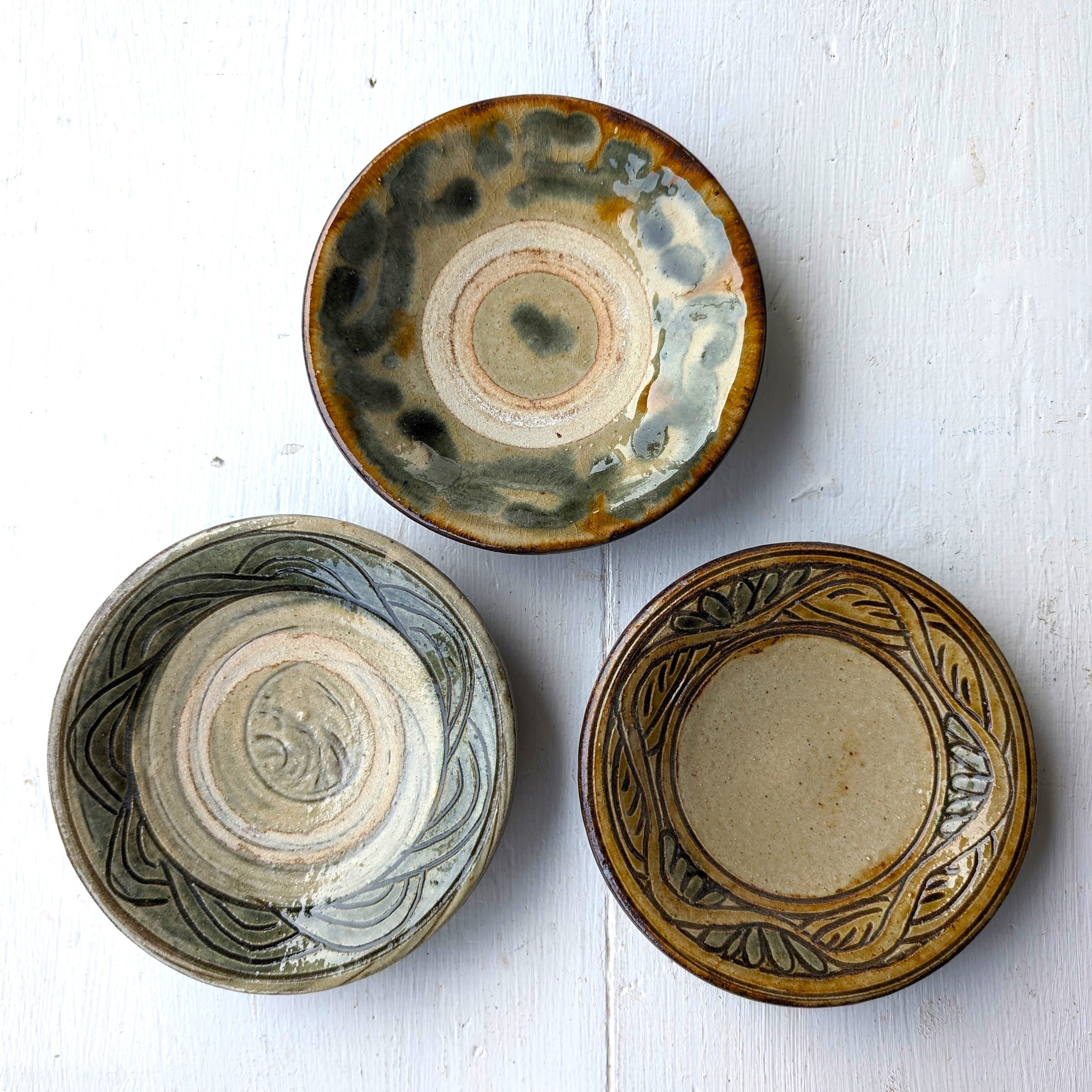 やちむん5寸皿 | 工房アマム Online Shop